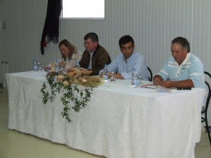 Lançamento do Livro "Amarelos Minha Terra" Lançamento do Livro "Amarelos Minha Terra"