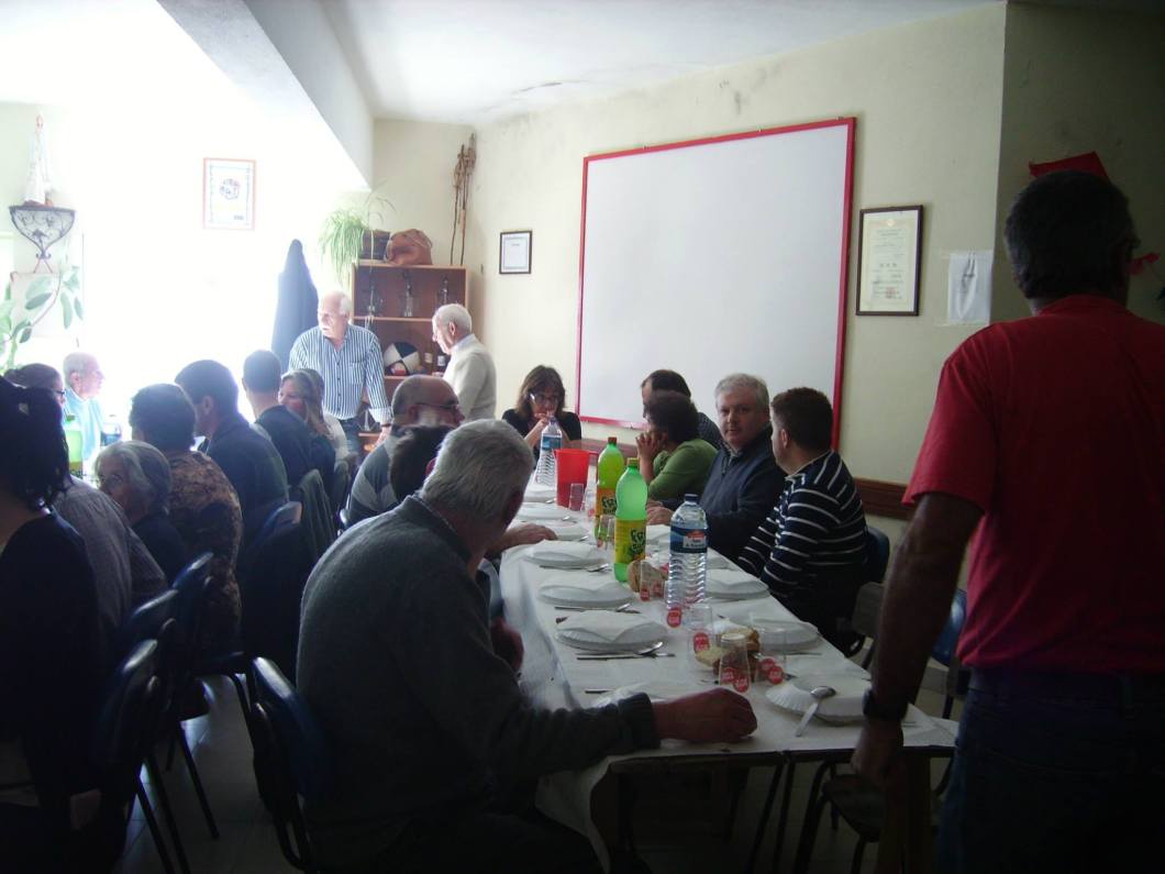 1273442_613156658741423_127207066_o