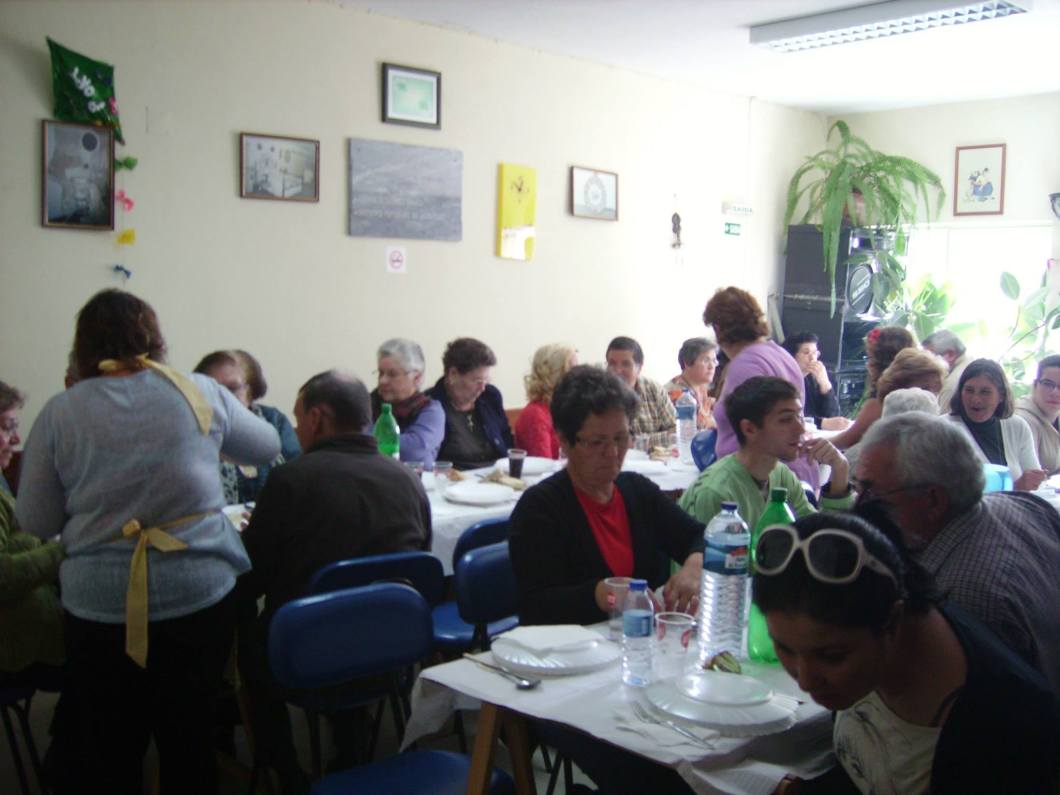 1399154_613156662074756_1809878667_o