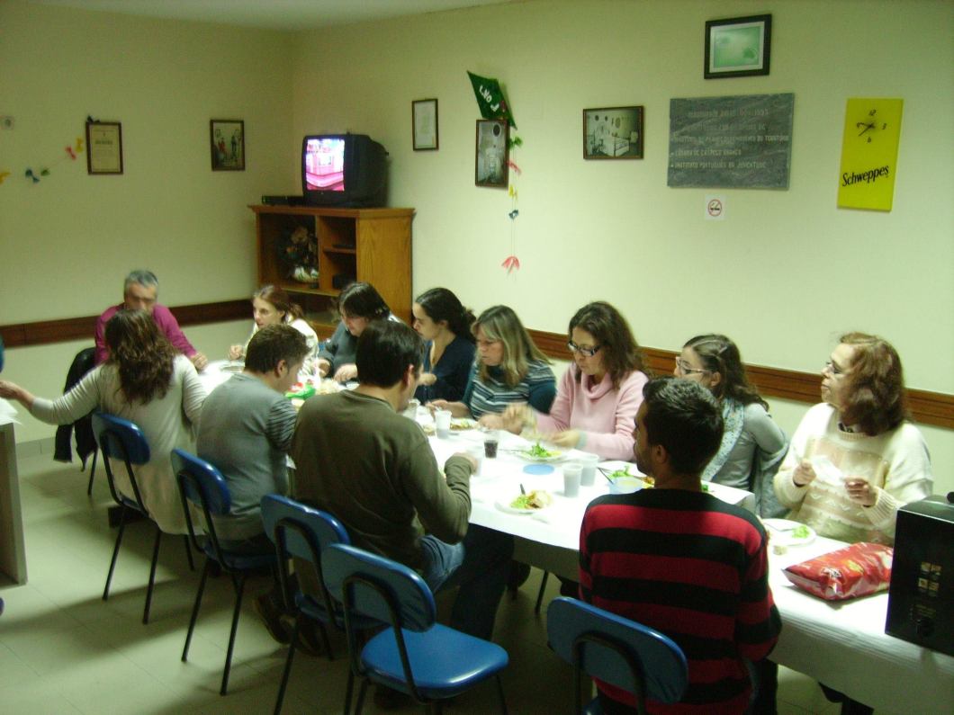 882325_613158352074587_1975164164_o